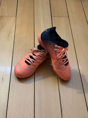 PUMA Future Z 4.3 soccer shoes in the neon citrus and black colorway